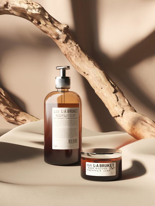 自然清新简约 美妆与日用百货的日常之选