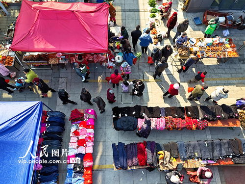 江西赣江新区 周末集市年味浓，日用百货聚乡情